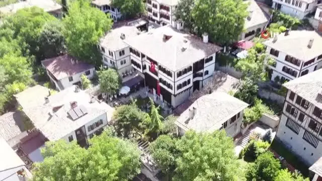 Osmanlı'nın yaşama biçimini yansıtan Kaymakamlar Evi'nin restorasyonu tamamlanarak hizmete açıldı Osmanlı'nın yaşama biçimini yansıtan Kaymakamlar Evi'nin restorasyonu tamamlanarak hizmete açıldı