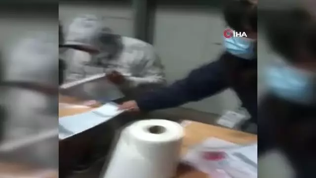 Peru'da devlet başkanlığı ön seçim sonuçları açıklandıSosyalist aday Pedro Castillo yüzde 50,204 oy ile yüzde 49.796 oy alan rakibi Fujimori'nin... Peru'da devlet başkanlığı ön seçim sonuçları açıklandıSosyalist aday Pedro Castillo yüzde 50,204 oy ile yüzde 49.796 oy alan rakibi Fujimori'nin...