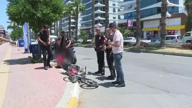 Son dakika haber | Polisten kaçan hırsızlık şüphelisi kaza yapınca yakalandı Son dakika haber | Polisten kaçan hırsızlık şüphelisi kaza yapınca yakalandı