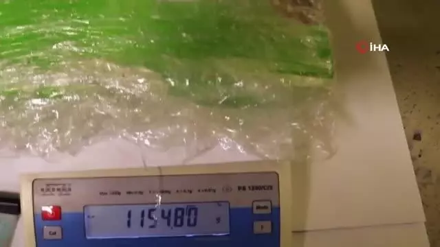 Polonya'da muz kolilerinden 160 kilogram kokain çıktıPiyasa değeri 30 milyon zloti Polonya'da muz kolilerinden 160 kilogram kokain çıktıPiyasa değeri 30 milyon zloti