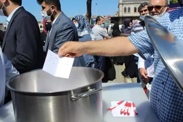 SAADET PARTİSİ GEÇİM İTTİFAKI'NI BAŞLATTI SAADET PARTİSİ GEÇİM İTTİFAKI'NI BAŞLATTI