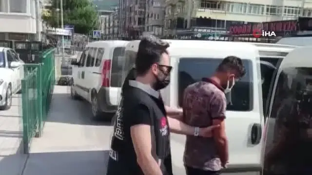 Sahte polis ve savcılardan 1 milyon 300 bin liralık vurgun Sahte polis ve savcılardan 1 milyon 300 bin liralık vurgun