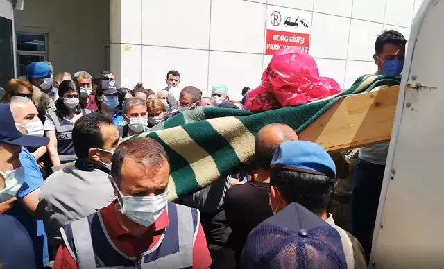 Samsun'da 3 kişinin öldüğü arkadaş kavgasına ilişkin bir kişi tutuklandı Samsun'da 3 kişinin öldüğü arkadaş kavgasına ilişkin bir kişi tutuklandı