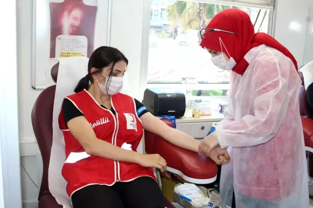 Samsun'da Türk Kızılay'ının 153. yıl heyecanı Samsun'da Türk Kızılay'ının 153. yıl heyecanı