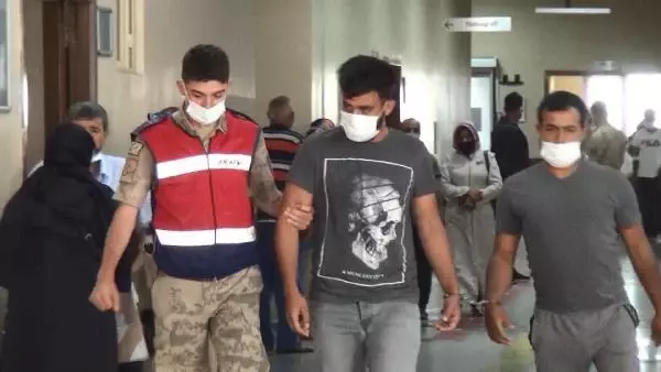 Son dakika haber | ŞANLIURFA'DA 1 KİŞİNİN ÖLDÜĞÜ KAVGADA 8 GÖZALTI Son dakika haber | ŞANLIURFA'DA 1 KİŞİNİN ÖLDÜĞÜ KAVGADA 8 GÖZALTI