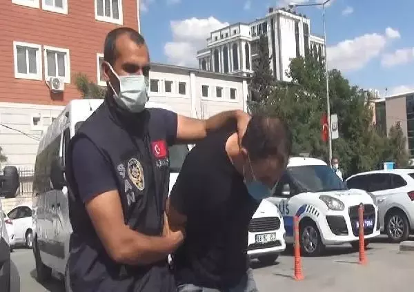 Son dakika: ŞANLIURFA'DA 2 POLİSİ SİLAHLA YARALAYAN 3 KİŞİ YAKALANDI Son dakika: ŞANLIURFA'DA 2 POLİSİ SİLAHLA YARALAYAN 3 KİŞİ YAKALANDI