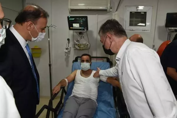 Şanlıurfa'da polislere ateş açıldı: 2 yaralı (2) Şanlıurfa'da polislere ateş açıldı: 2 yaralı (2)