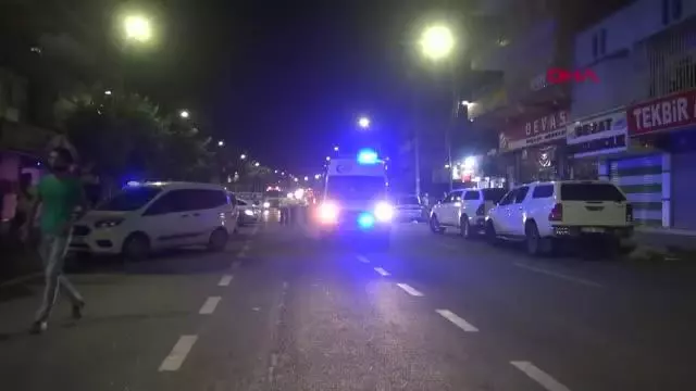 ŞANLIURFA'DA POLİSLERE ATEŞ AÇILDI 2 YARALI ŞANLIURFA'DA POLİSLERE ATEŞ AÇILDI 2 YARALI