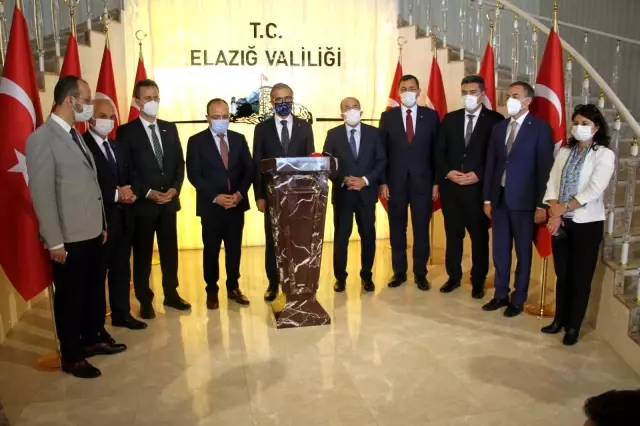 Cumhurbaşkanlığı Savunma Sanayii Başkanı Demir, Elazığ Valiliğini ziyaret etti Cumhurbaşkanlığı Savunma Sanayii Başkanı Demir, Elazığ Valiliğini ziyaret etti