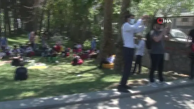 Sevilen çizgi romanlar bir otobüste toplandı Sevilen çizgi romanlar bir otobüste toplandı
