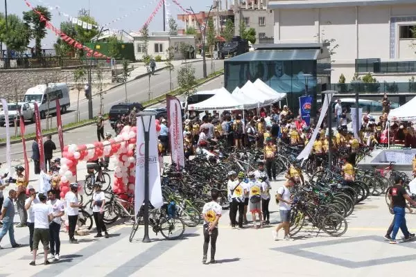 ŞIRNAK'TA 'ŞEHRİ-NUH BİSİKLET FESTİVALİ' BAŞLADI ŞIRNAK'TA 'ŞEHRİ-NUH BİSİKLET FESTİVALİ' BAŞLADI
