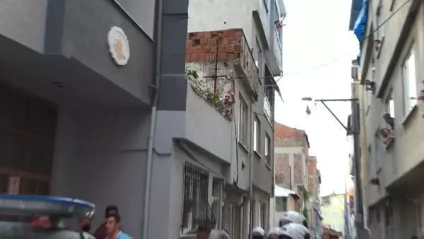 BURSA ŞÜPHELİLER 15 KİLOMETRELİK KOVALAMACAYLA YAKALANDI; MAHALLELİ POLİSİ ALKIŞLADI BURSA ŞÜPHELİLER 15 KİLOMETRELİK KOVALAMACAYLA YAKALANDI; MAHALLELİ POLİSİ ALKIŞLADI