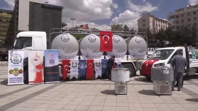 'Süte değer projesi'yle çiftçiler daha çok gelir elde edecek 'Süte değer projesi'yle çiftçiler daha çok gelir elde edecek