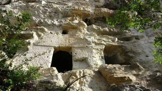 Tarihi Petromida Kilisesi turizme kazandırılmayı bekliyor Tarihi Petromida Kilisesi turizme kazandırılmayı bekliyor
