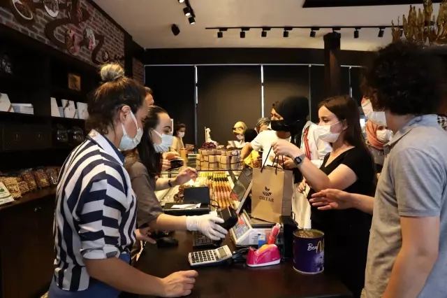 Tatilcilerin Ordu'daki uğrak noktası: 'Çikolata Kafe' Tatilcilerin Ordu'daki uğrak noktası: 'Çikolata Kafe'