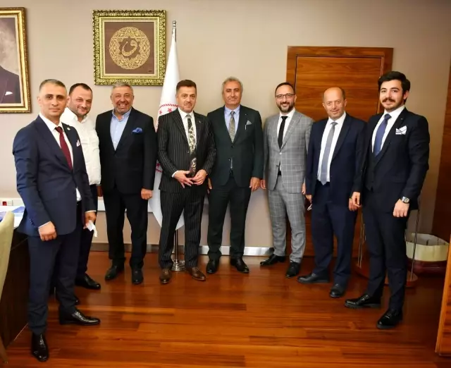 Trabzon Dernekleri Federasyonu'ndan Ankara ziyareti Trabzon Dernekleri Federasyonu'ndan Ankara ziyareti
