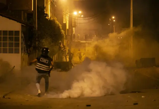 Son dakika haberleri | Tunus'ta bir gencin gözaltına alındıktan sonra hayatını kaybetmesi protesto edildi Son dakika haberleri | Tunus'ta bir gencin gözaltına alındıktan sonra hayatını kaybetmesi protesto edildi