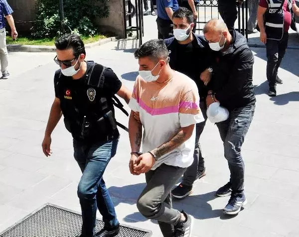 TURGUTLU'DA UYUŞTURUCU ÇETESİ ÇÖKERTİLDİ 7 TUTUKLAMA TURGUTLU'DA UYUŞTURUCU ÇETESİ ÇÖKERTİLDİ 7 TUTUKLAMA