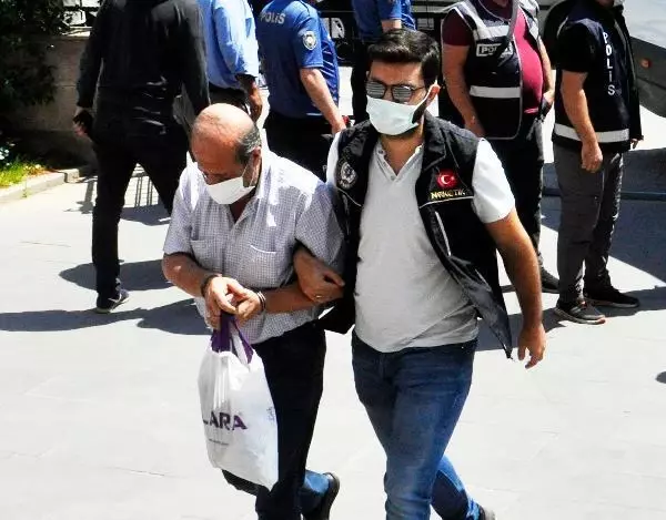 TURGUTLU'DA UYUŞTURUCU ÇETESİ ÇÖKERTİLDİ 7 TUTUKLAMA TURGUTLU'DA UYUŞTURUCU ÇETESİ ÇÖKERTİLDİ 7 TUTUKLAMA
