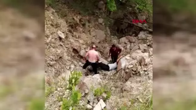 UÇURUMA YUVARLANINCA YARALANDI UÇURUMA YUVARLANINCA YARALANDI