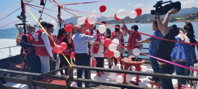 Ünye'de Türk Kızılay'ının 153. kuruluş yıl dönümünü kutlandı Ünye'de Türk Kızılay'ının 153. kuruluş yıl dönümünü kutlandı