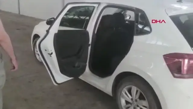 VAN OTOMOBİLDEKİ 10 KİLO UYUŞTURUCUYU 'BOBİ' BULDU VAN OTOMOBİLDEKİ 10 KİLO UYUŞTURUCUYU 'BOBİ' BULDU