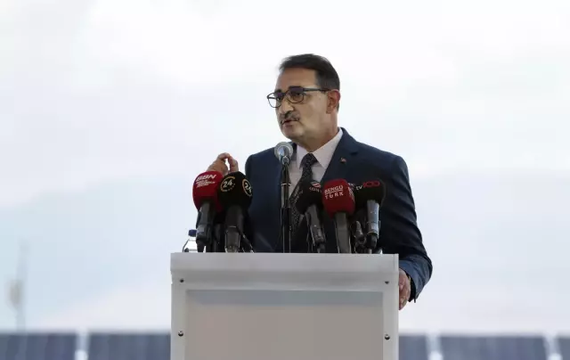 Kurum: 'Hedefimiz bütün binalarımızın enerji kimlik belgesi alabilecek standartlara kavuşturulmasıdır' Kurum: 'Hedefimiz bütün binalarımızın enerji kimlik belgesi alabilecek standartlara kavuşturulmasıdır'
