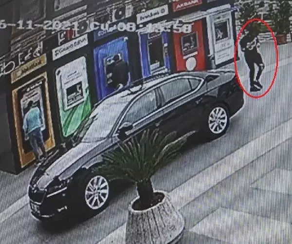 Son dakika haberi: Yomra Belediye Başkanı Bıyık'a silahlı saldırı (2) Son dakika haberi: Yomra Belediye Başkanı Bıyık'a silahlı saldırı (2)