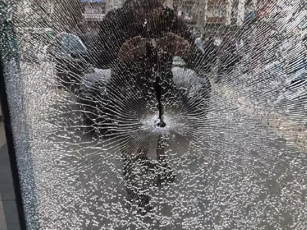 Son dakika haberi! TRABZON YOMRA BELEDİYE BAŞKANI MUSTAFA BIYIK'A SİLAHLI SALDIRI KAMERADA Son dakika haberi! TRABZON YOMRA BELEDİYE BAŞKANI MUSTAFA BIYIK'A SİLAHLI SALDIRI KAMERADA