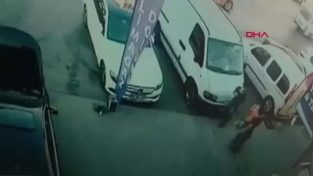 ZEYTİNBURNU'NDA KENDİSİNE TACİZDE BULUNAN ENİŞTESİNİ ÖLDÜREN KADIN TAHLİYE EDİLDİ ZEYTİNBURNU'NDA KENDİSİNE TACİZDE BULUNAN ENİŞTESİNİ ÖLDÜREN KADIN TAHLİYE EDİLDİ