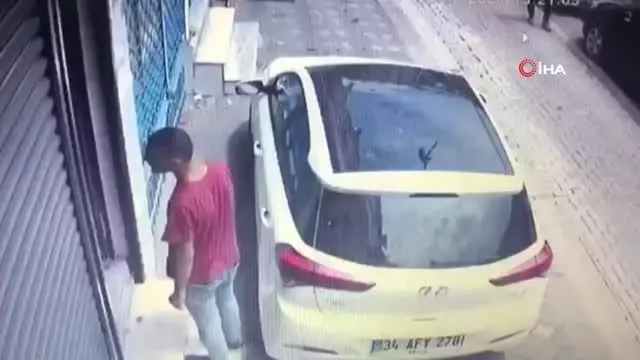 Zeytinburnu'ndaki soğukkanlı hırsız kamerada Zeytinburnu'ndaki soğukkanlı hırsız kamerada