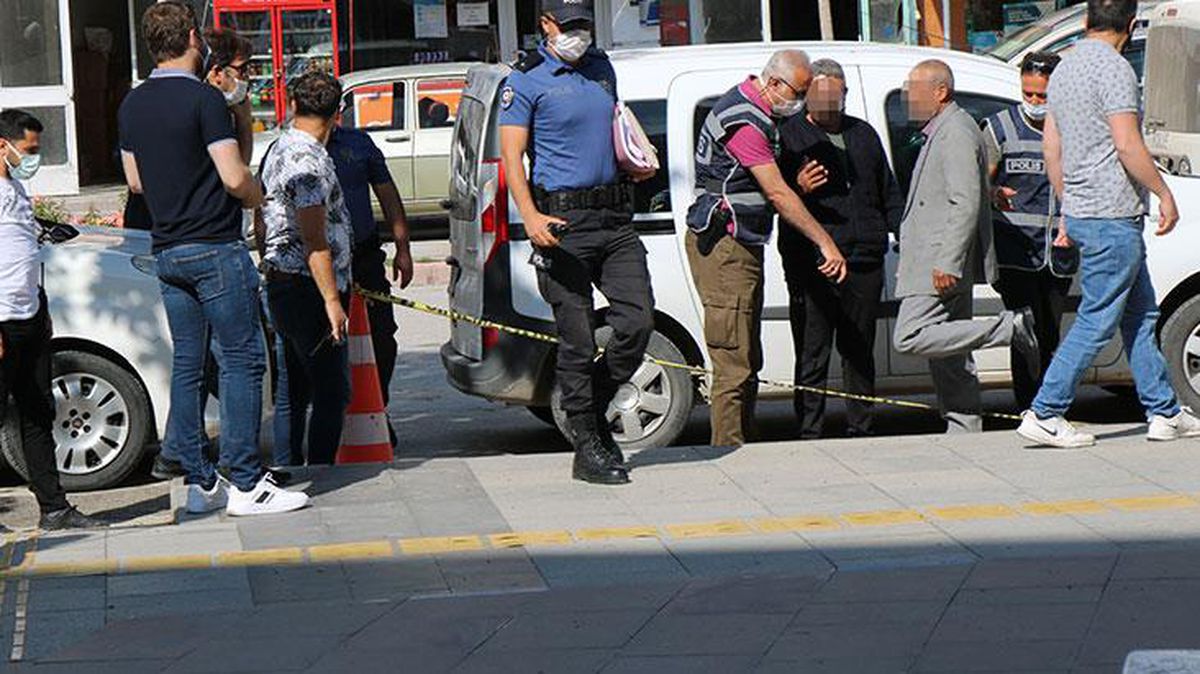 2005 yılında öldürülen bir kadının dosyasını inceleyen ekipler, 2 cinayeti daha çözdü
