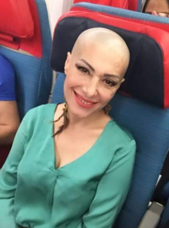 3. kez kansere yakalanan şarkıcı Gülay, vasiyetini hazırlattı 3. kez kansere yakalanan şarkıcı Gülay, vasiyetini hazırlattı