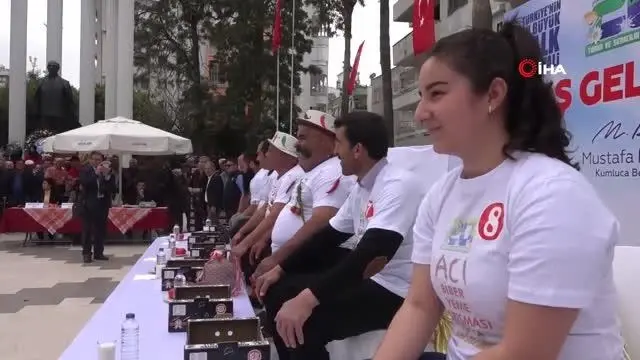 Acı biber yeme turnuvalarının değişmez yarışmacısı hayatını kaybetti Acı biber yeme turnuvalarının değişmez yarışmacısı hayatını kaybetti