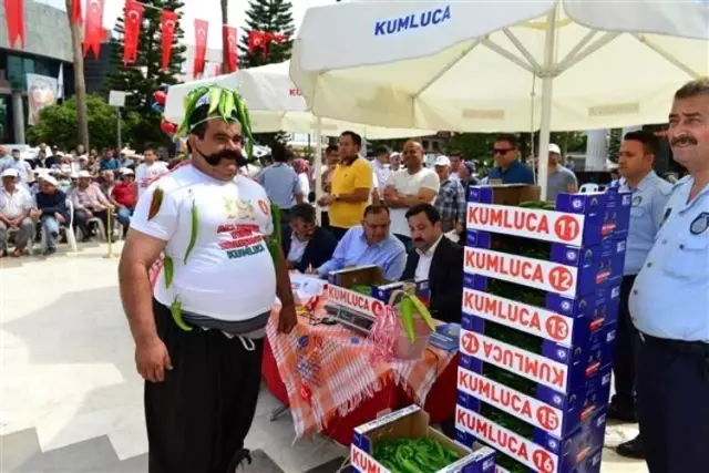 Acı biber yeme turnuvalarının değişmez yarışmacısı hayatını kaybetti Acı biber yeme turnuvalarının değişmez yarışmacısı hayatını kaybetti