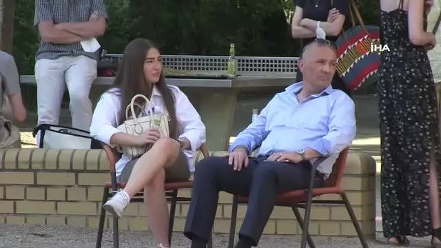 Almanya'dan Ofsayt Yok Derneği'nin kurucularına Liyakat Nişanı Almanya'dan Ofsayt Yok Derneği'nin kurucularına Liyakat Nişanı