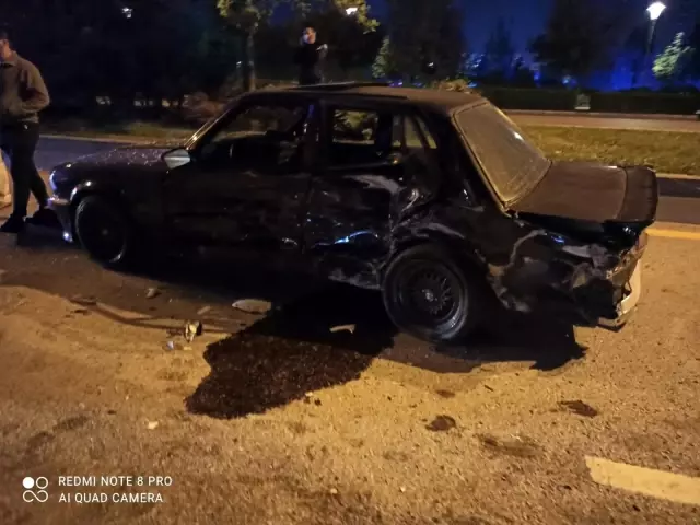 Ankara'da kaza, kazayı getirdi: 1 yaralı Ankara'da kaza, kazayı getirdi: 1 yaralı