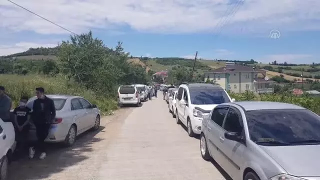 Arkadaşlar arasında çıkan kavgada ölen 3 kişi toprağa verildi