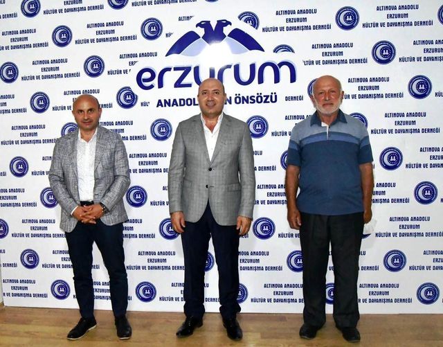 Başkanlardan Erzurumlular'a ziyaret Başkanlardan Erzurumlular'a ziyaret