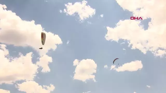 BİNGÖL YAMAÇ PARAŞÜTÇÜLERİ, BİNGÖL SEMALARINDA BİNGÖL YAMAÇ PARAŞÜTÇÜLERİ, BİNGÖL SEMALARINDA