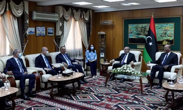 Libya Başkanlık Konseyi Başkanı Menfi, Türkiye ile ilişkileri geliştirmenin önemli olduğunu vurguladı