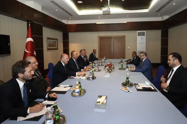Son dakika haber! Dışişleri Bakanı Çavuşoğlu, Libya Devlet Yüksek Konseyi Başkanı Mişri ile görüştü