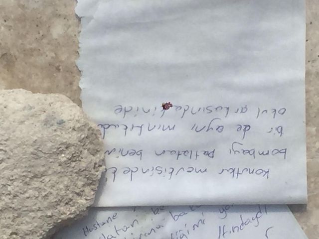 Elazığ'da ölümle biten araç yangınında 'Bombayı ben patlattım' notları dikkat çekti Elazığ'da ölümle biten araç yangınında 'Bombayı ben patlattım' notları dikkat çekti