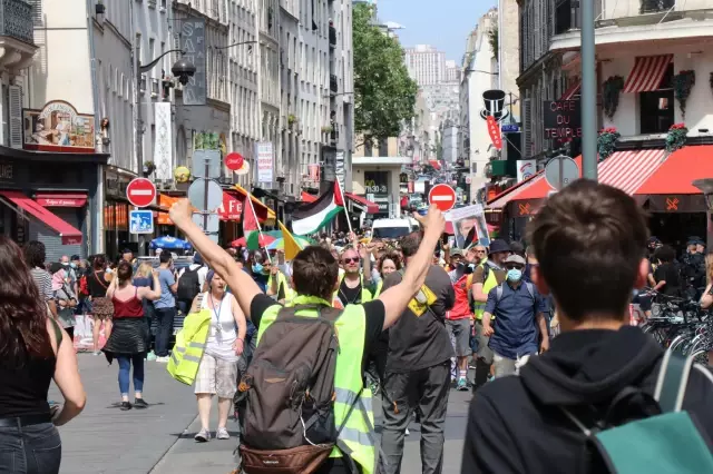 Fransa'da aşırı sağa karşı Özgürlük Yürüyüşü düzenlendi (2)