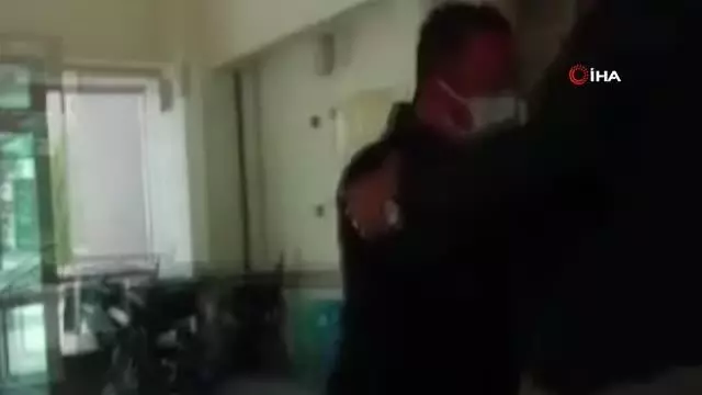 Gözaltına alınan sağlık personeli tatbikatın önüne geçti Gözaltına alınan sağlık personeli tatbikatın önüne geçti
