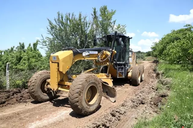 İnegöl'de 230 kilometre yol açılıyor