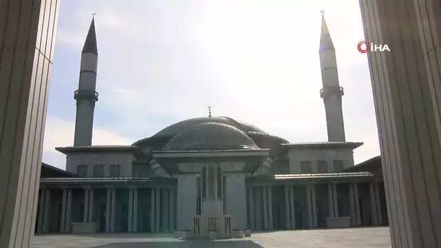 İstanbul Havalimanı'ndaki camiye 'altın' sertifika İstanbul Havalimanı'ndaki camiye 'altın' sertifika