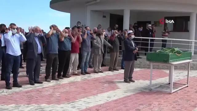 Kavgayı ayırırken hayatını kaybeden balıkçı toprağa verildi