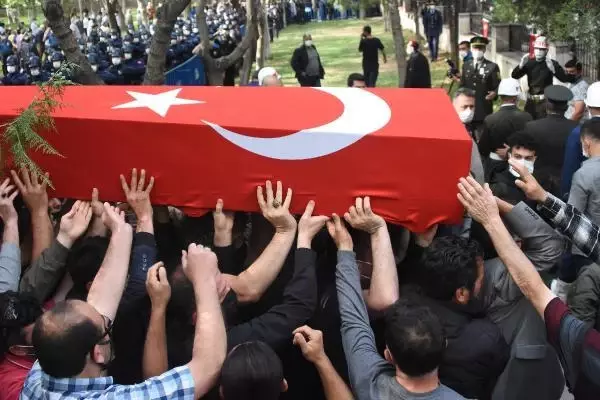KONYA ŞEHİT AKIN, SON YOLCULUĞUNA UĞURLANDI