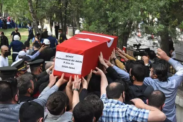 KONYA ŞEHİT AKIN, SON YOLCULUĞUNA UĞURLANDI